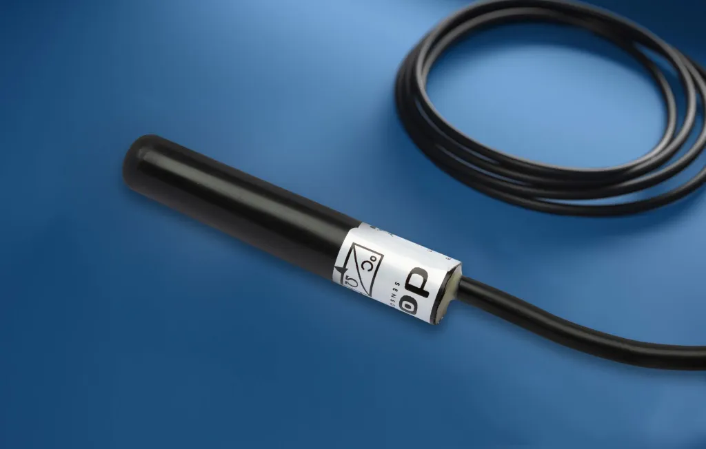 DOL 12 temperature sensor with coiled cable