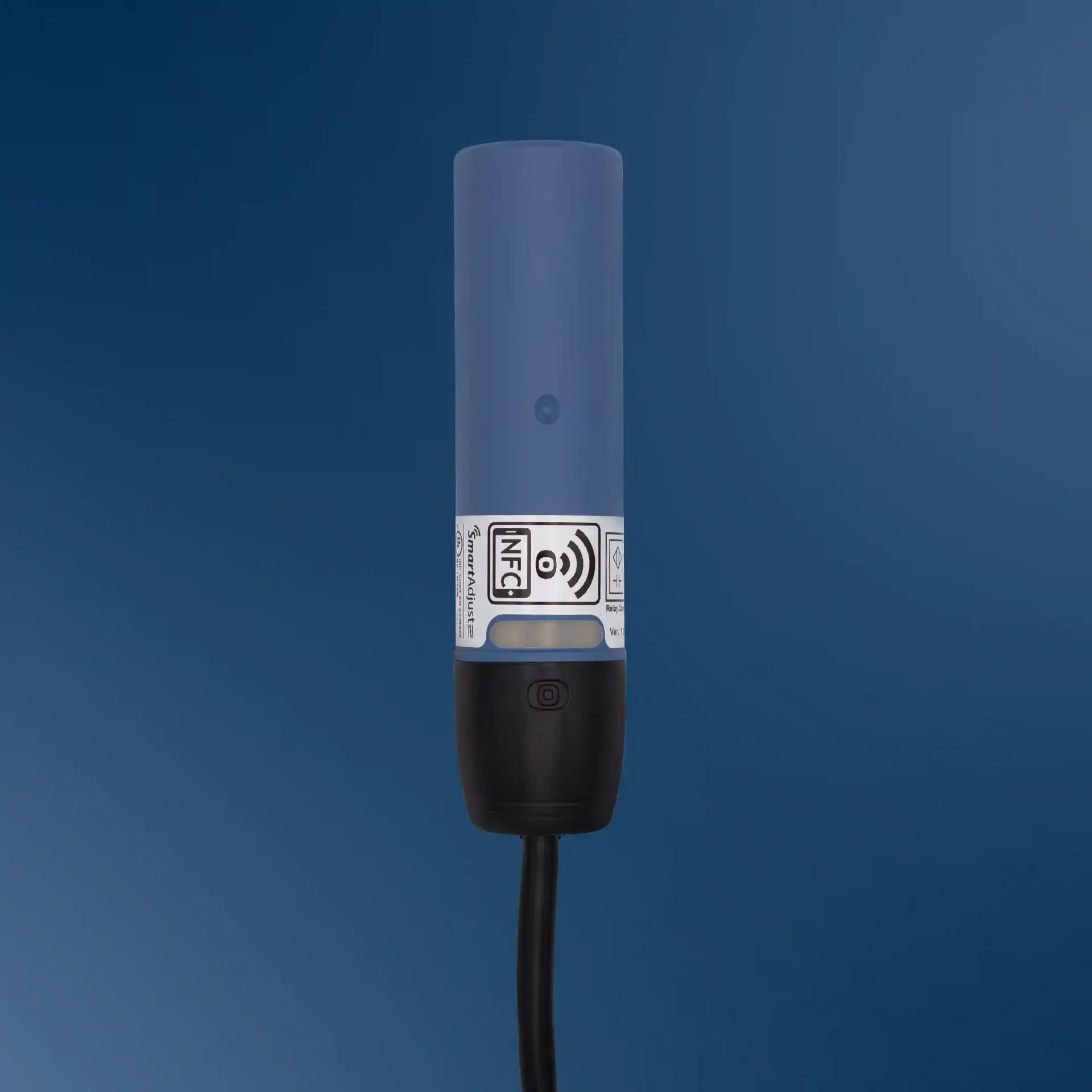 iDOL 28 Intelligent Capacitive Sensor w/ Light